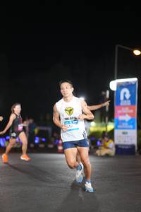 BIB: 4172
                            <button type="button" onclick="openModal(23013194)" class="btn btn-primary btn-sm float-right btn-popup" data-toggle="modal" data-target=".modal-high-quality">
                        <i class="fas fa-shopping-cart"></i> Add to Cart
                    </button>
                                            <button type="button" onclick="isThisMe(23013194, true)" class="btn btn-success btn-sm float-right btn-popup btn-isme hidden" data-toggle="tooltip" data-placement="bottom" title="นี่คือรูปของคุณใช่ไหม คลิกที่นี่เพื่อเอาเข้าอัลบั้ม">
                        <i class="fas fa-plus"></i> Add to album
                    </button>
                    <button type="button" onclick="isThisMe(23013194, false)" class="btn btn-warning btn-sm float-right btn-popup btn-isnotme hidden">
                        <i class="fas fa-ban"></i> Remove from album
                    </button>